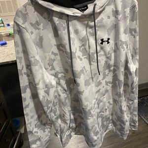 Underarmour White/Black Hoodie